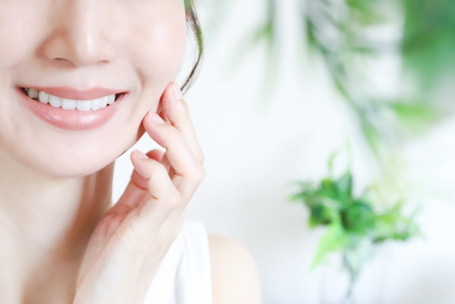 毎日3分でできる小顔ストレッチ3ステップ