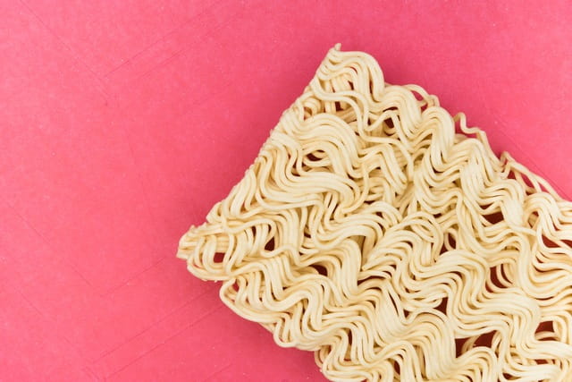 食べてはいけないもの②：加工食品・インスタント食品