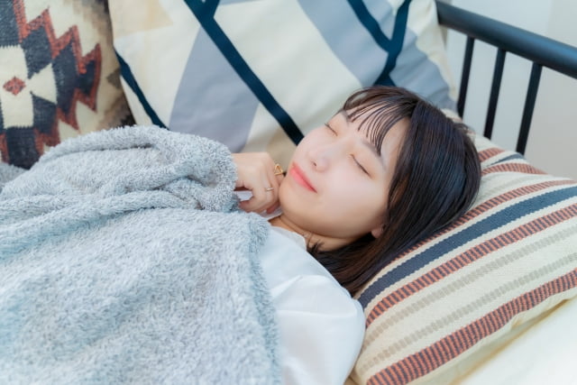 睡眠を削らない｜食欲ホルモンと体重の関係